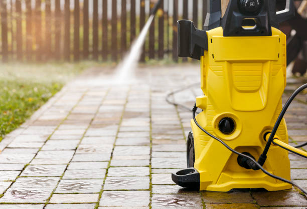 Best Sign and Awning Cleaning  in Lyndonville, VT