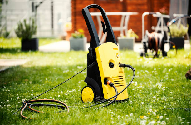 Post-Construction Pressure Washing in Lyndonville, VT